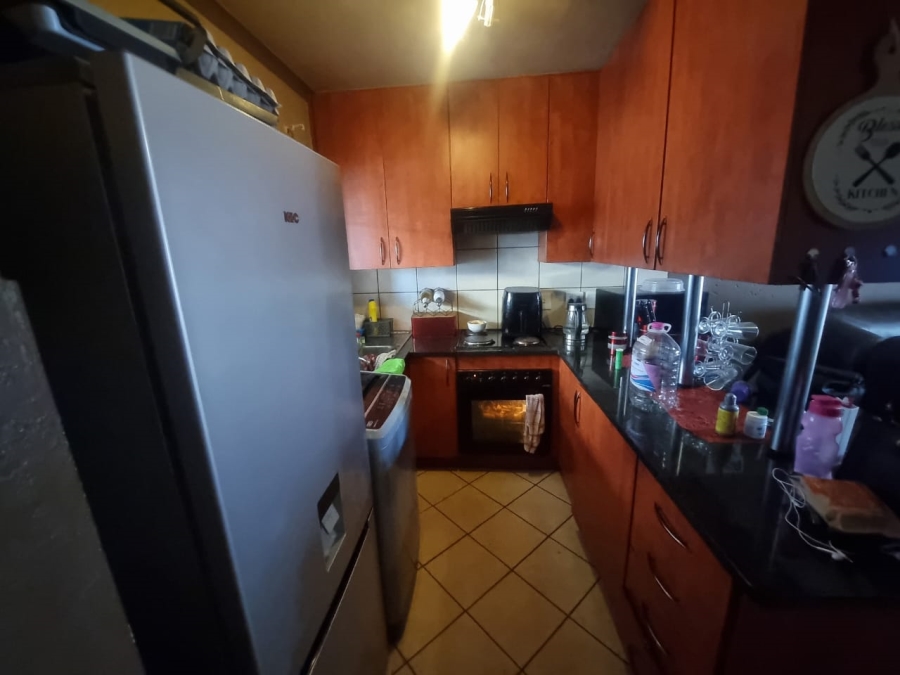 2 Bedroom Property for Sale in Waterval East North West